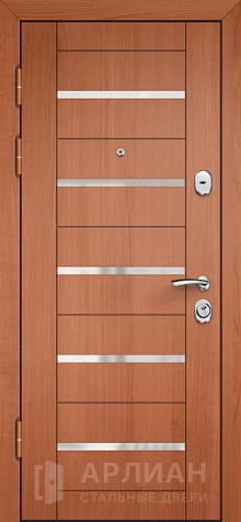 Фото №2 «Входная белая дверь с зеркальной вставкой №97»